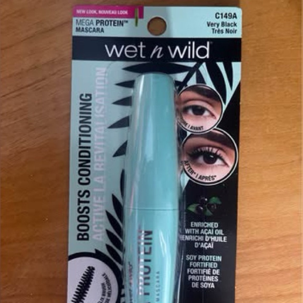 Wet N Wild Boosts Conditioning Mascara black, new in package